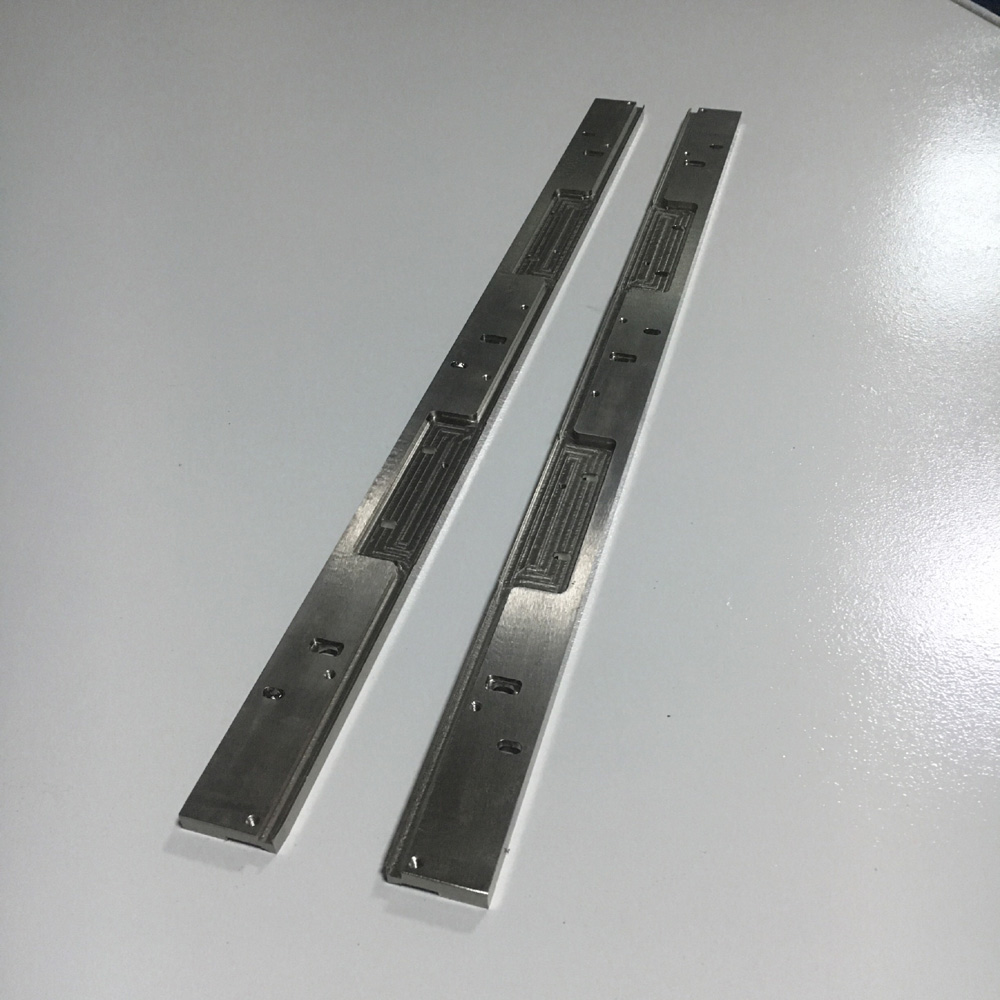 MPM 125/MOMENTUMӡˢCA߅